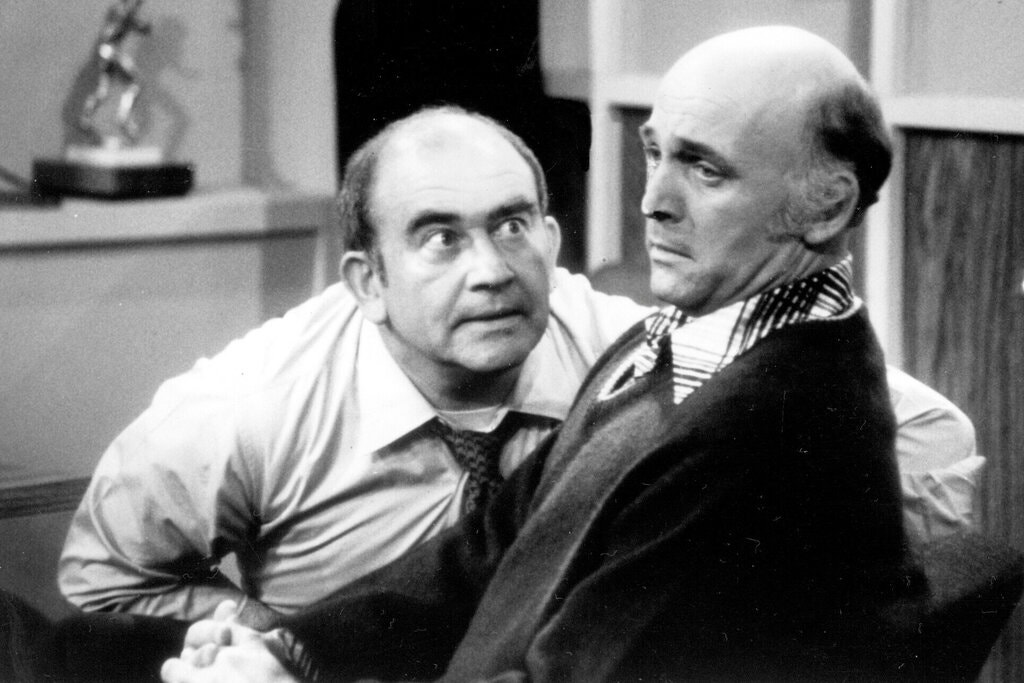 Mr. MacLeod, right, played a humble TV news writer and Ed Asner played his gruff boss on “The Mary Tyler Moore Show.”Credit...Photofest