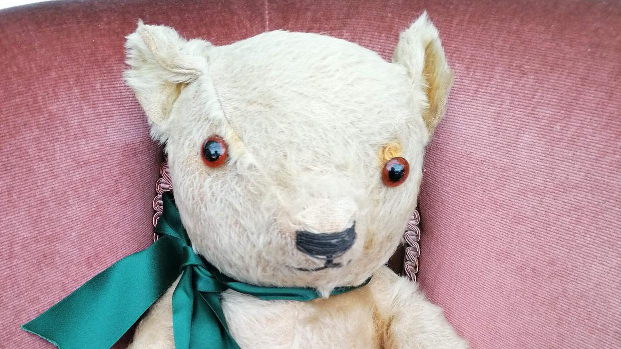 Wartime teddy bear Blitzy will be sold at auction after being found in an attic (Hansons/PA)