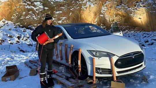 Watch: Owner blows up Tesla Model S rather than pay for expensive repairs