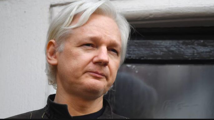 Julian Assange Photo: AFP/Justin Tallis