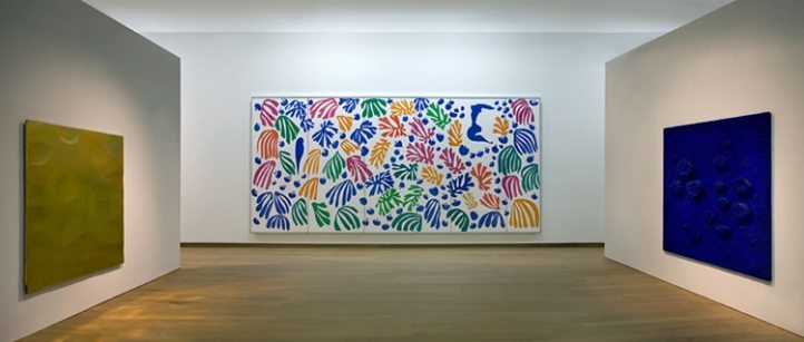 The Parakeet and the Mermaid,” 1952–1953 by Henri Matisse. Accompanied by two works of Yves Klein. Collection: Stedelijk Museum Amsterdam. Image: GJ. van Rooij